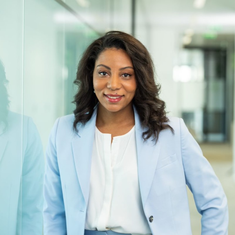Gladys Elisabeth, Deloitte